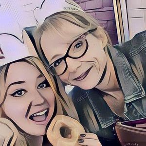 Meet your Posher, Kim